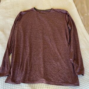 Champion - Men’s athletic long sleeve / XL